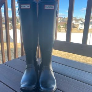 Hunter boots size 8